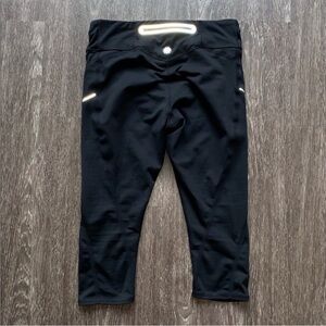 Athleta black crop leggings. Size small Petite